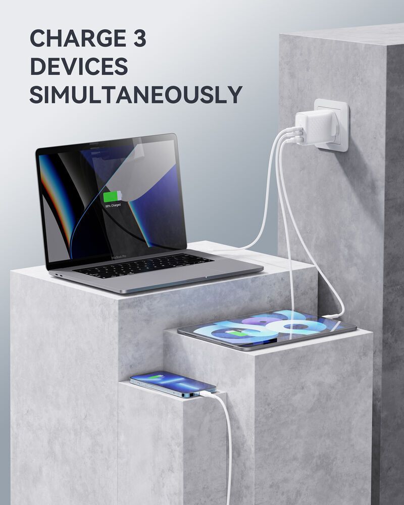 Alternative view of VOLTME - Revo 65 - PD65W (USB-C x2+USB-A) 三端口快速充電器（英規）- 白色