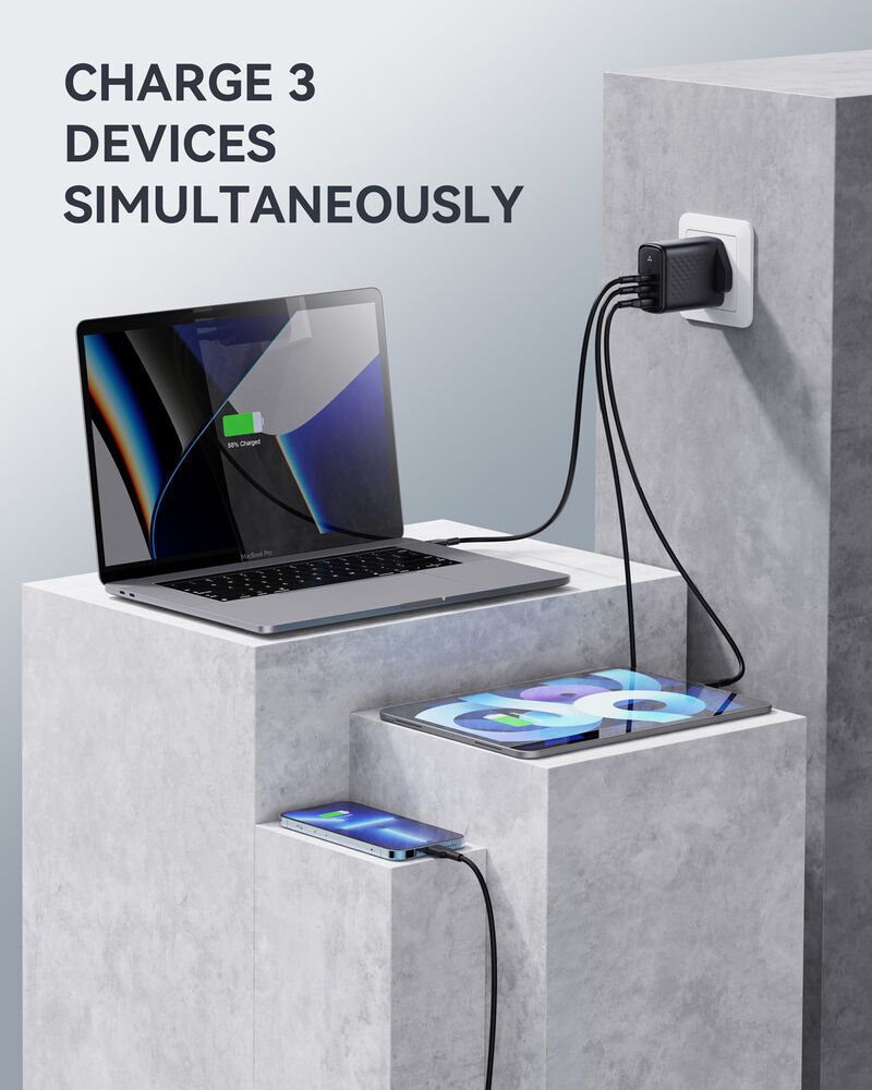 Alternative view of VOLTME - Revo 65 - PD65W (USB-C x2+USB-A) 三端口快速充電器(英規)- 黑色