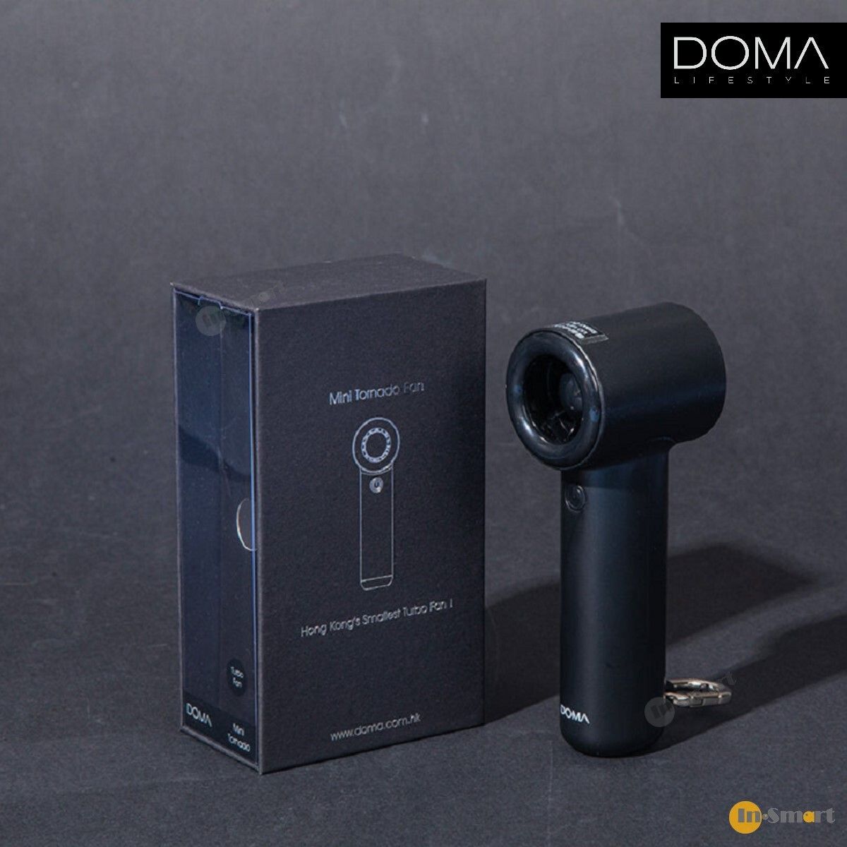 DOMA – Mini Tornado 高速手持戶外迷你便攜小風扇; 內置 2000mAh 電池; 4段風力; 19000 rpm 超強風力; 輕巧細小; 帶有登山掛鉤 (黑色)