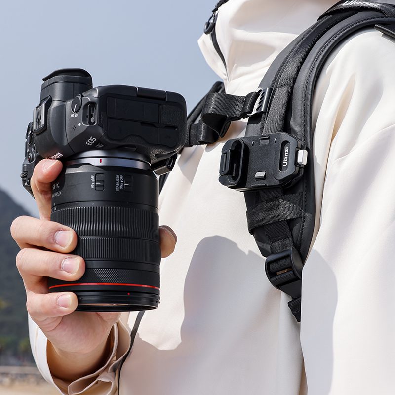 ULANZI - AB01 38L 大容量泰山户外雙肩攝影背包 | 可拆卸隔板 | 內建 Apple 官方授權 U-tag 定位器 | Apple Find My | EVA減壓散熱背板 | 51011001-B157 - Image 4