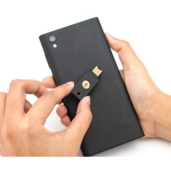 YUBICO –  YubiKey 5 NFC (USB-A / NFC) 多重認證保安鎖匙 - Image 4