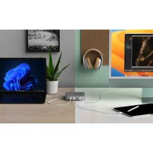 Alternative view of HyperDrive – Thunderbolt 4 GaN 電源集線器 USB-C 集線器 多功能轉換器 擴展器 擴充座 USB Hubs Type-C Convertor HDTB4PH