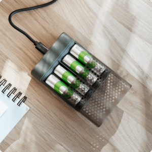 GP 綠再 新世代充電器快充電器USB M451 及底座 D451連4粒 2600mAh AA鎳氫充電電池即開即用