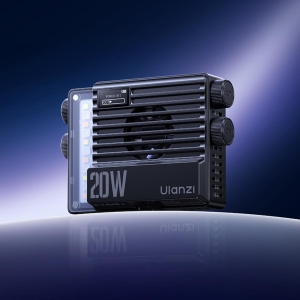 ULANZI 優籃子 LE20 20W RGB攝影補光燈 8211 黑色  智慧控溫  PD快充  CRI高達95  2500-9000K色溫  3200lux  48935001-L090