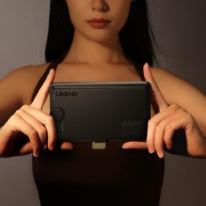 ULANZI 優籃子 K6500 磁吸藍牙調控工作室補光燈 攝影補光燈 8211 黑色 10種預設組合 8000mAh電池 1000Lux 不連底座 51641001-L149