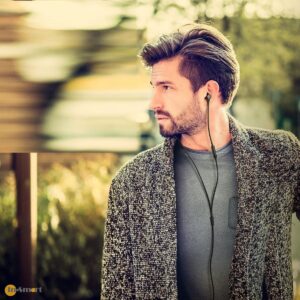 Motorola 8211 Earbuds 3-S 入耳式 35mm 有線耳機 帶咪 堅固結構持久耐用 防纏繞電纜材質 94mm 大驅動單體 超強深沉重低音 135 耐用音訊插頭 附3種尺寸耳塞