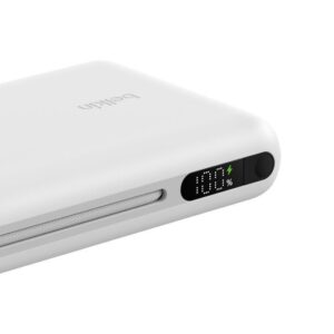 Belkin UltraCharge Pro 25000mAh 筆記型電腦行動電源 白色  最高158W總輸出 內置 140W USB-C 編織充電線 智能數碼顯示屏 符合 TSA 航空安全標準